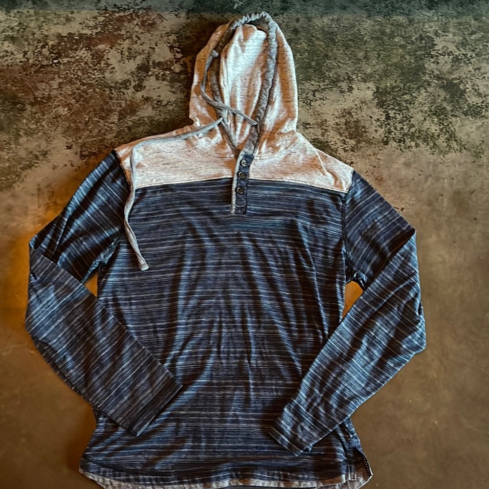 Thin Hooded Tee